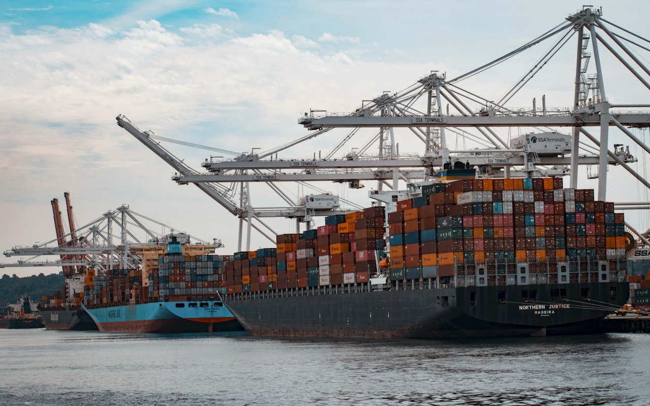 Granular Urea 46% & Industrial Sulfur Export Corridor Developments